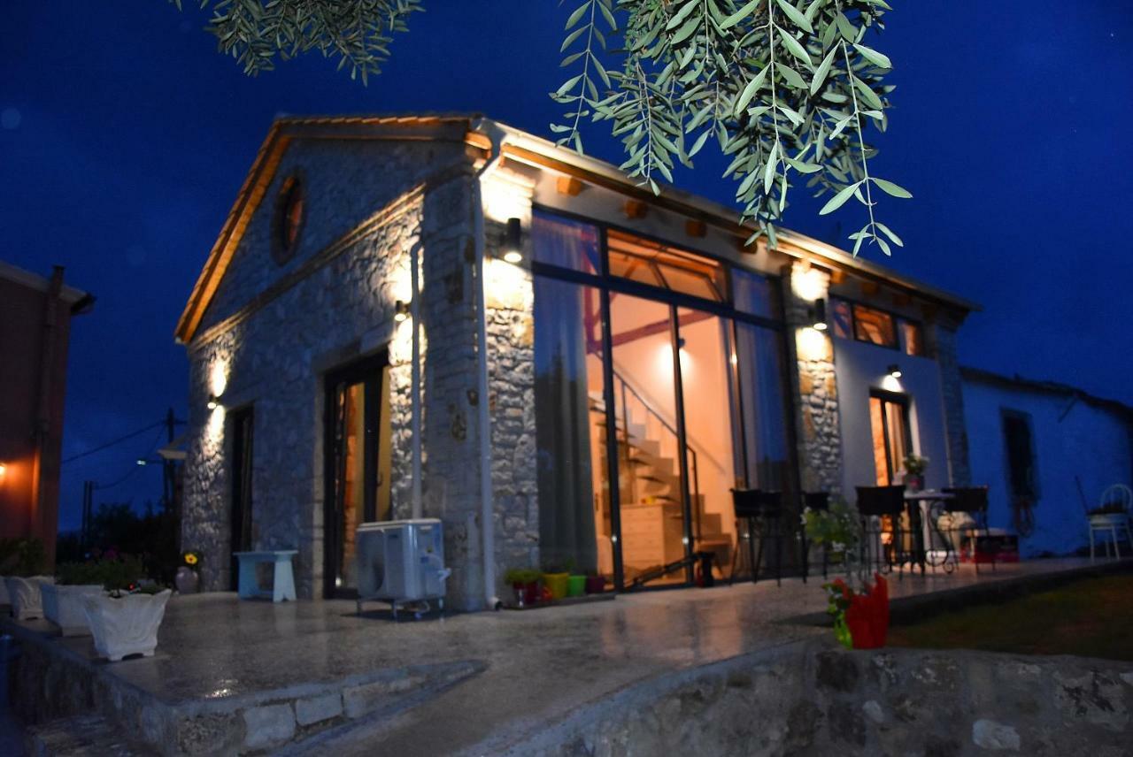 Casa Pietra Holiday home *
